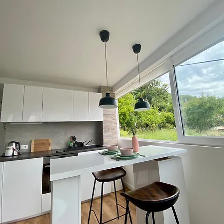 Cozy & Elegant Apartman