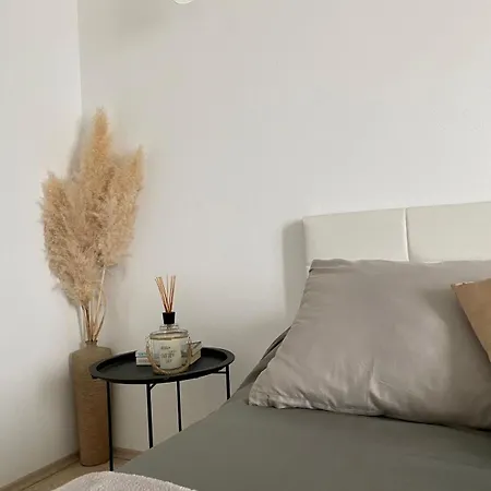 Cozy & Elegant
